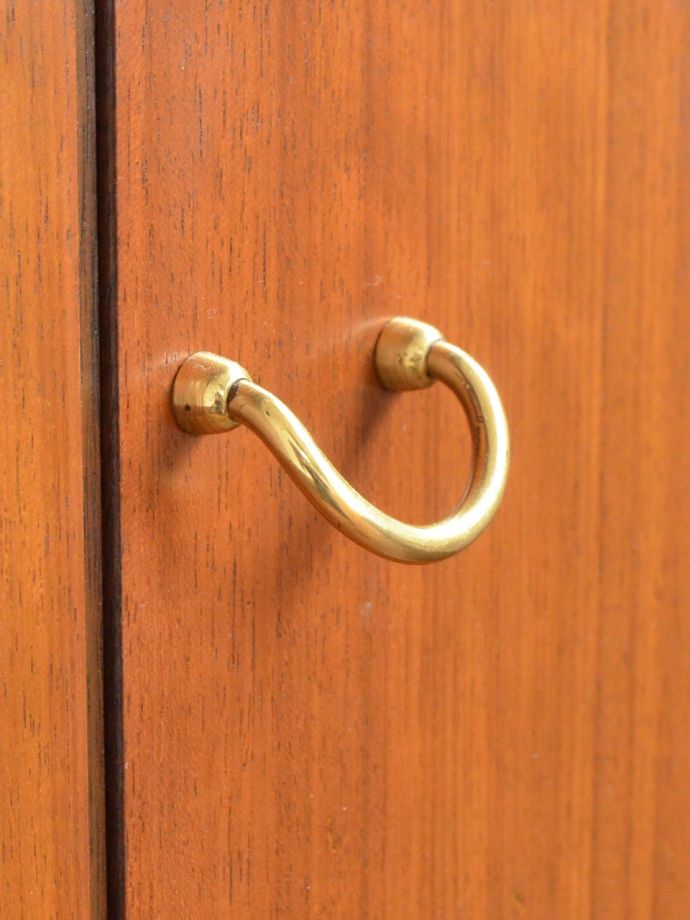 ビンテージ家具の木目