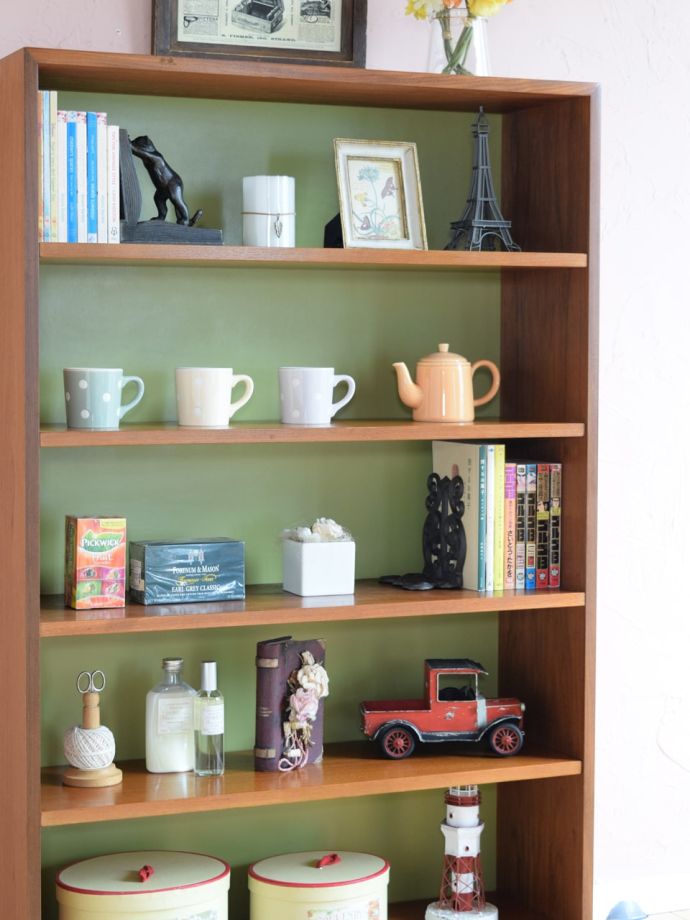 ヴィンテージ家具らしい美しい木目