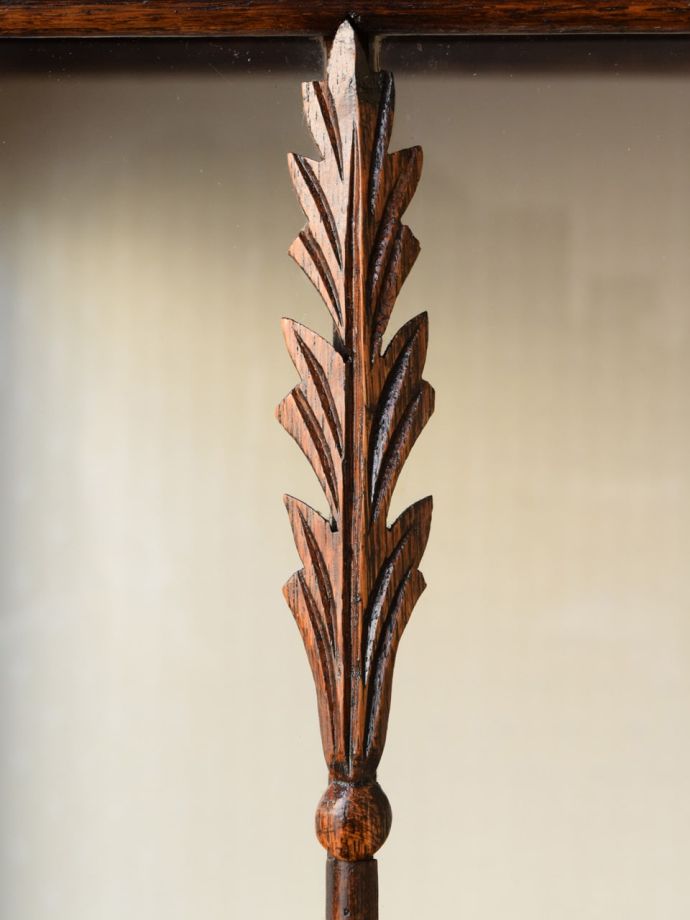 アンティークらしい彫