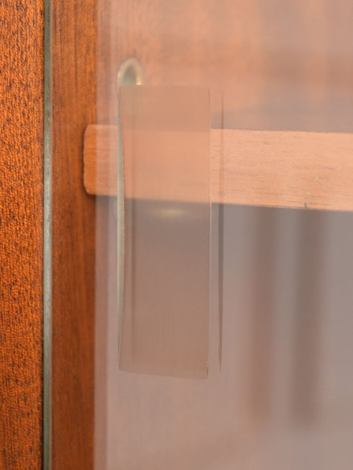 ガラス扉の取っ手