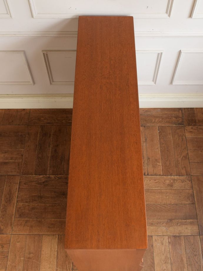 北欧キャビネットの天板