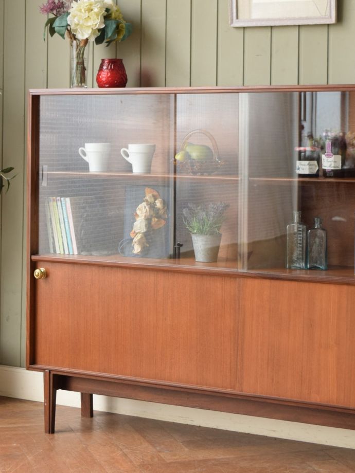 ビンテージキャビネットの扉