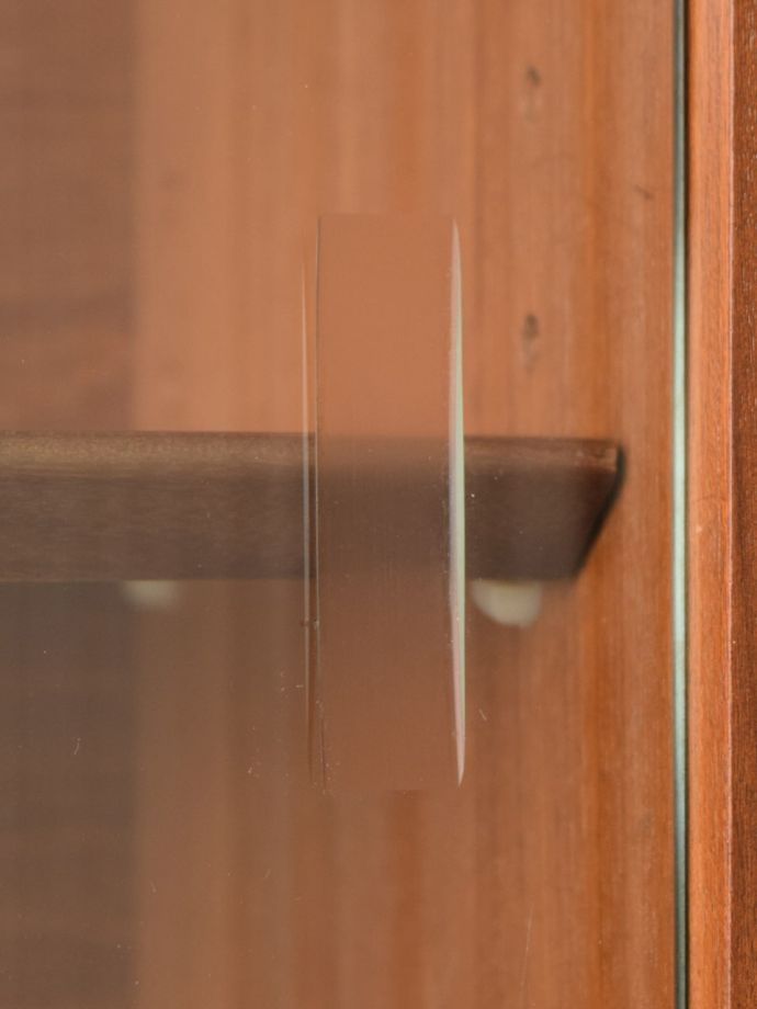 ガラス扉の取っ手