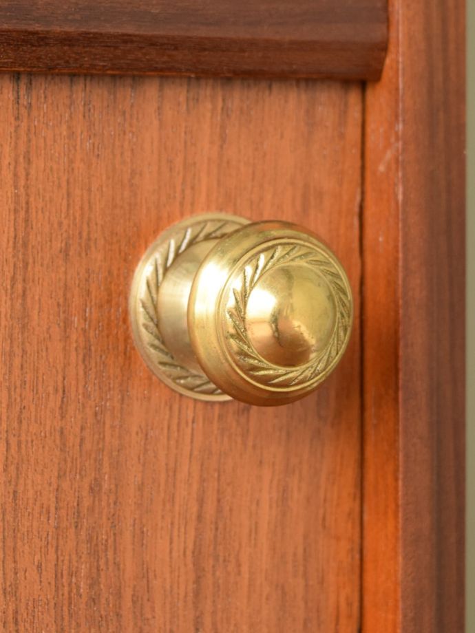 ビンテージキャビネットの取っ手