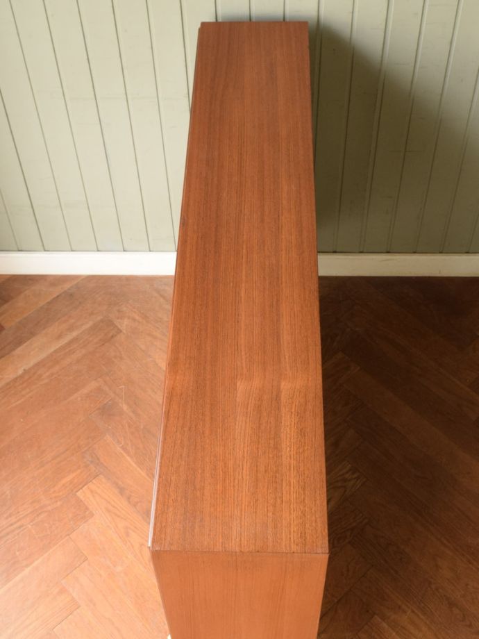 北欧キャビネットの天板