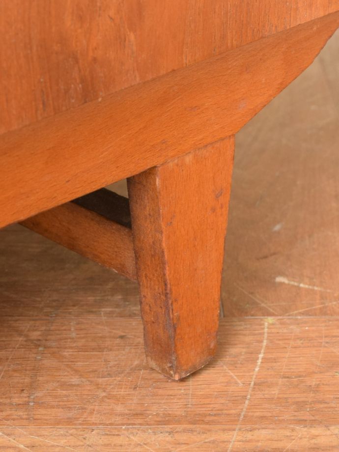 ビンテージ家具の脚