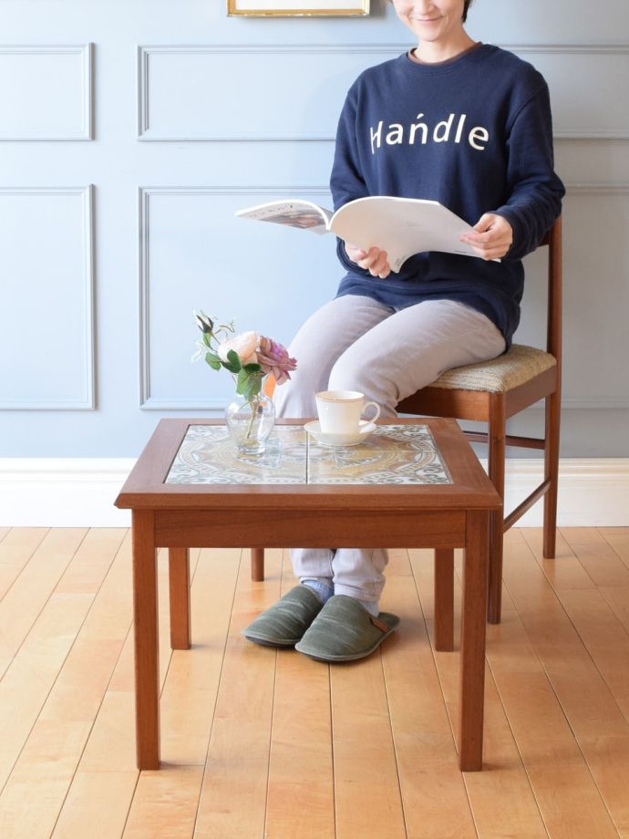 北欧スタイルのビンテージテーブル