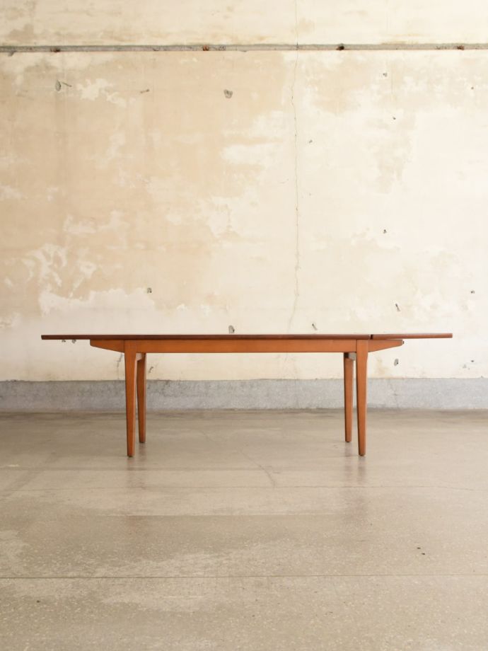 伸長式天板を開いた状態