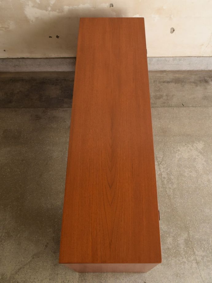 書斎机の美しい天板