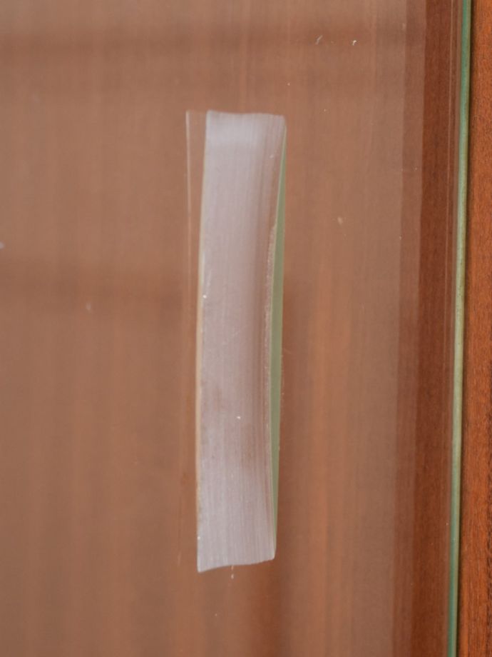 ガラス扉の取っ手