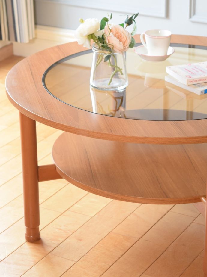 Schreiber社のコーヒーテーブル、イギリスから届いたガラス天板が使い