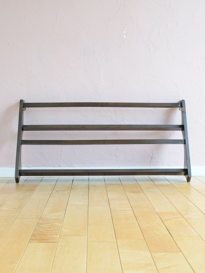 シェルフの裏側