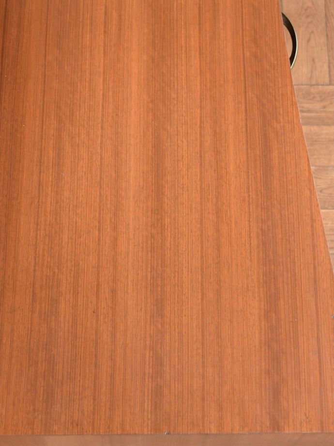 ビンテージドレッサーの天板