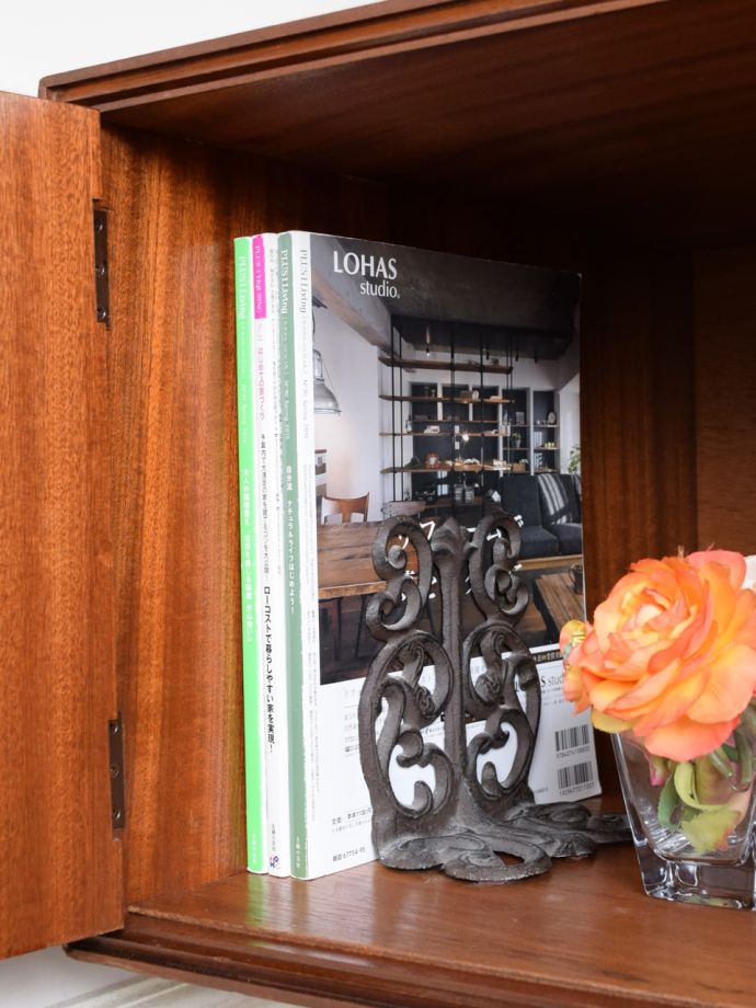 収納たっぷりのドレッサー