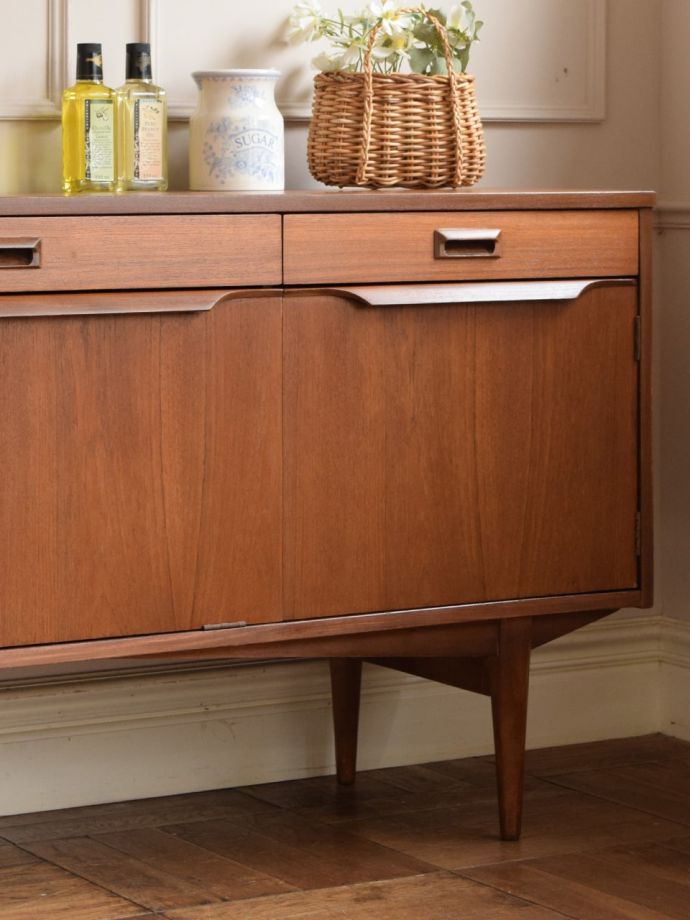 北欧スタイルのビンテージ家具