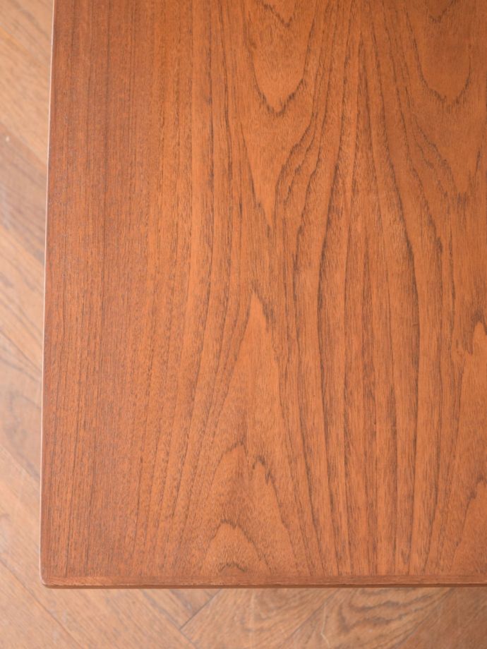 ヴィンテージ家具の天板