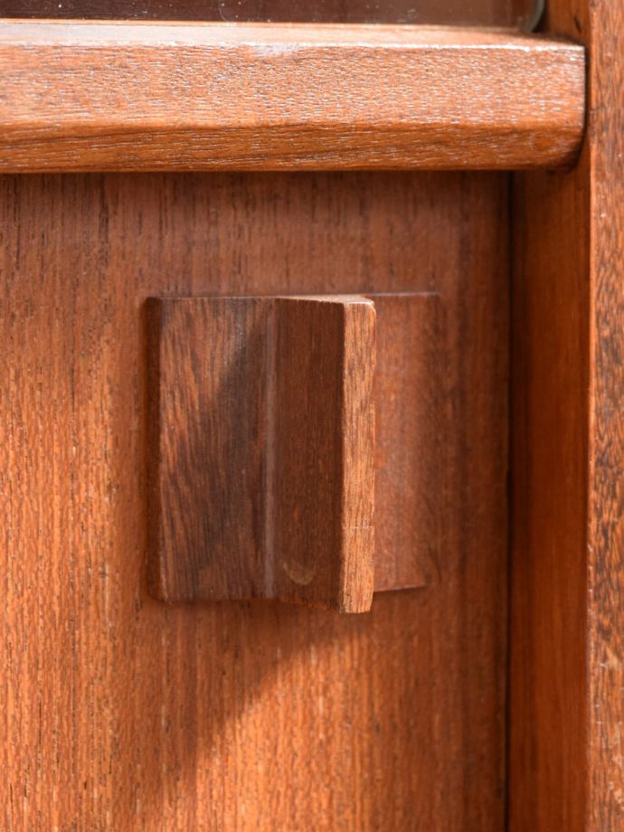 ビンテージキャビネットの取っ手