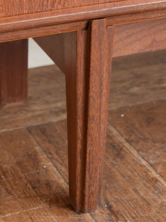 ビンテージ家具の脚