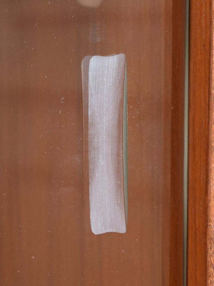 ガラス扉の取っ手