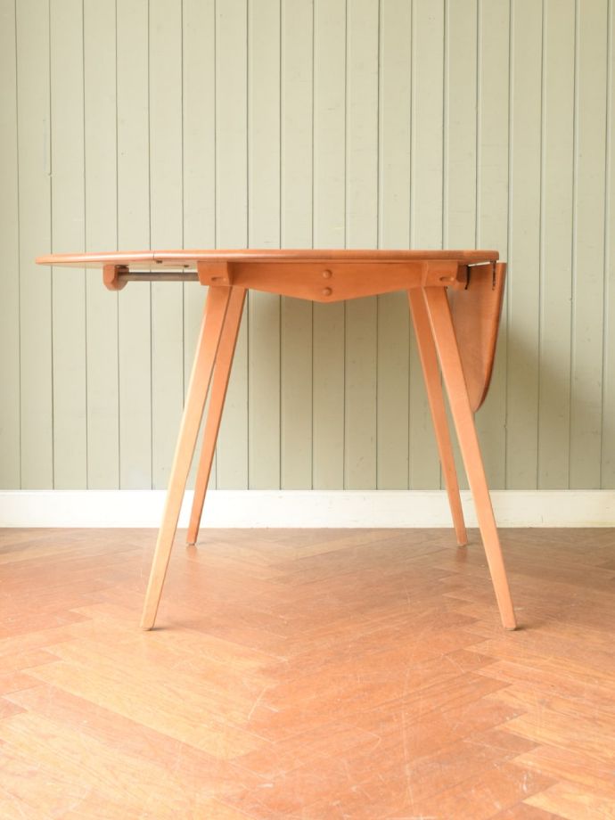 伸長式テーブルの天板