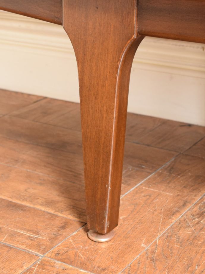 ビンテージ家具の脚