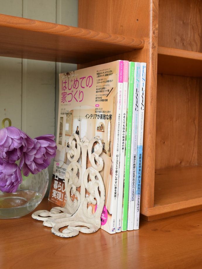 たっぷり収納できるアーコールの家具