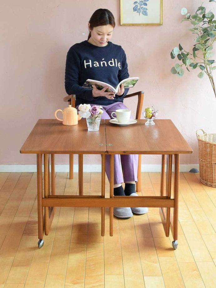 北欧スタイルのおしゃれなネストテーブル