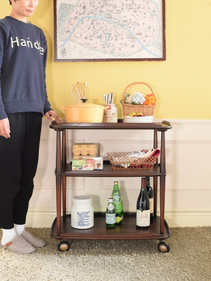 アーコールのワゴン