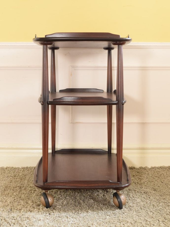 アーコールワゴンの側面