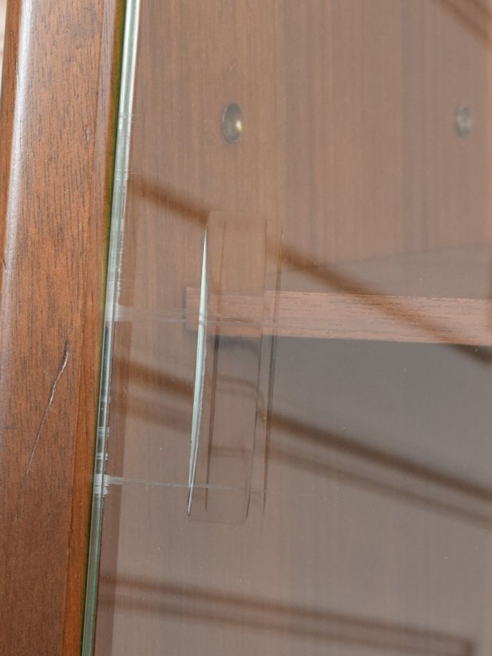 ガラス扉の取っ手