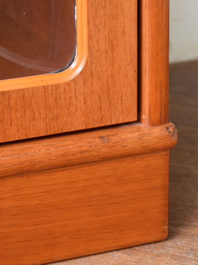 ビンテージ家具の脚