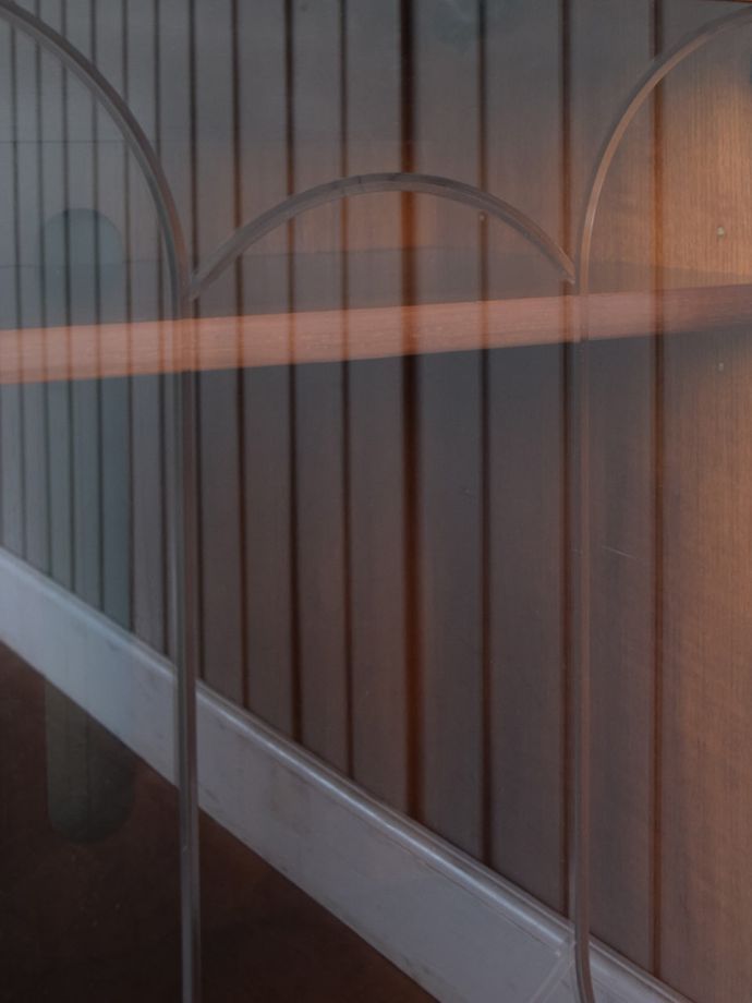 ビンテージガラスの扉