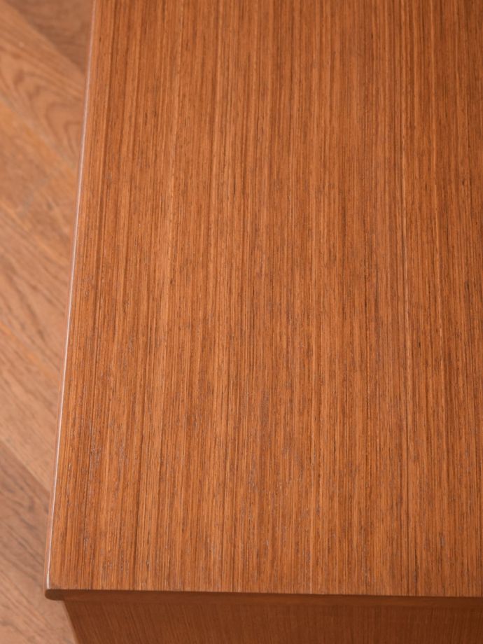 ビンテージドレッサーの天板