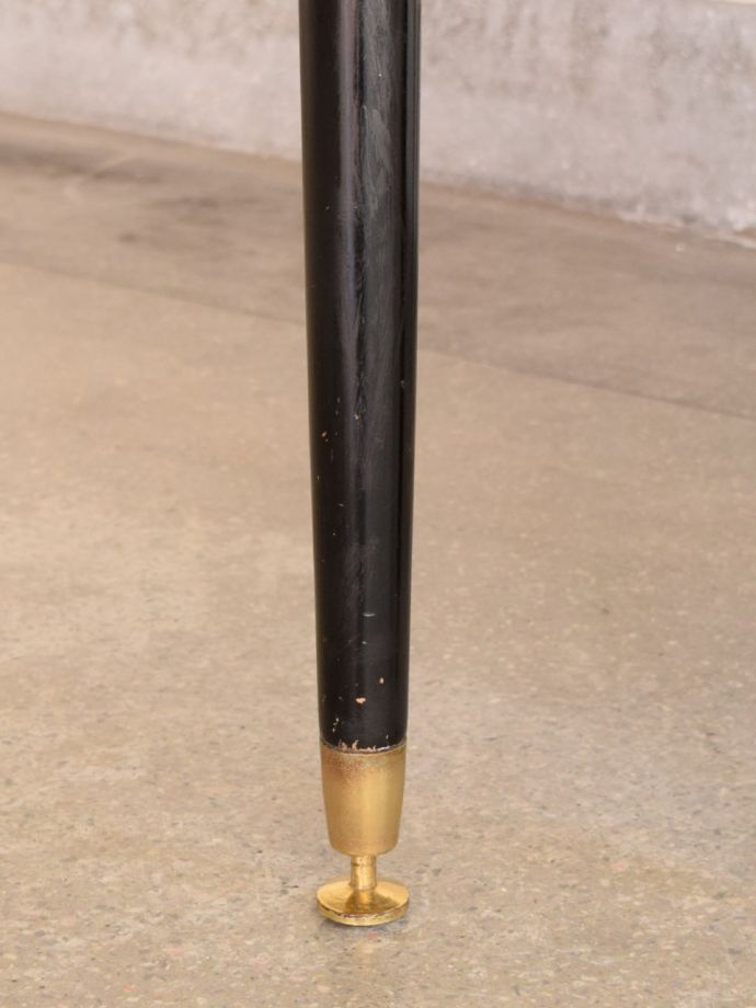 ビンテージ家具の脚