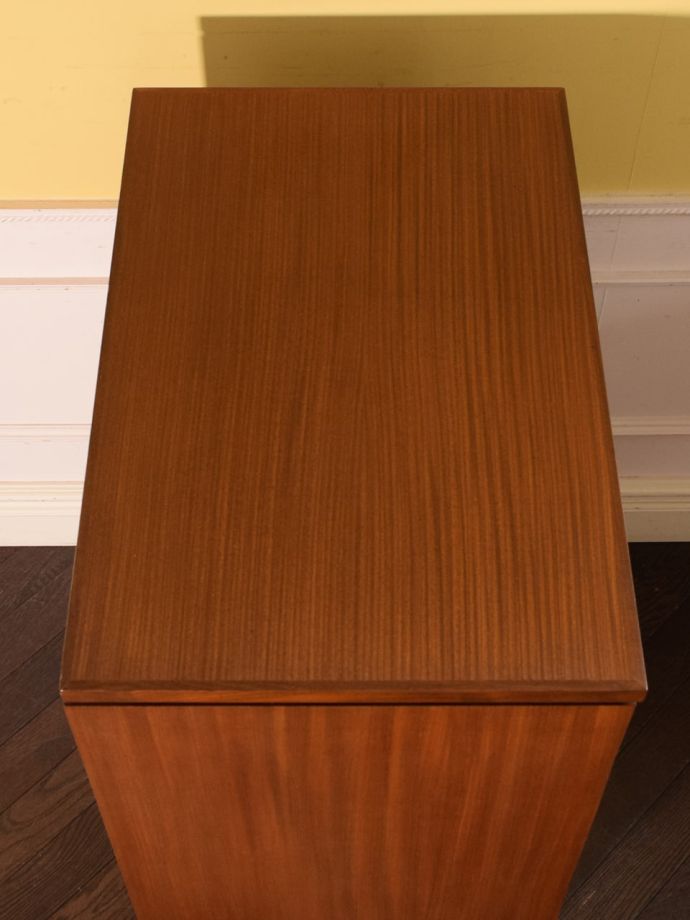 チェストの天板