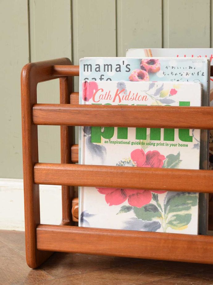 おしゃれなマガジンラックの収納量