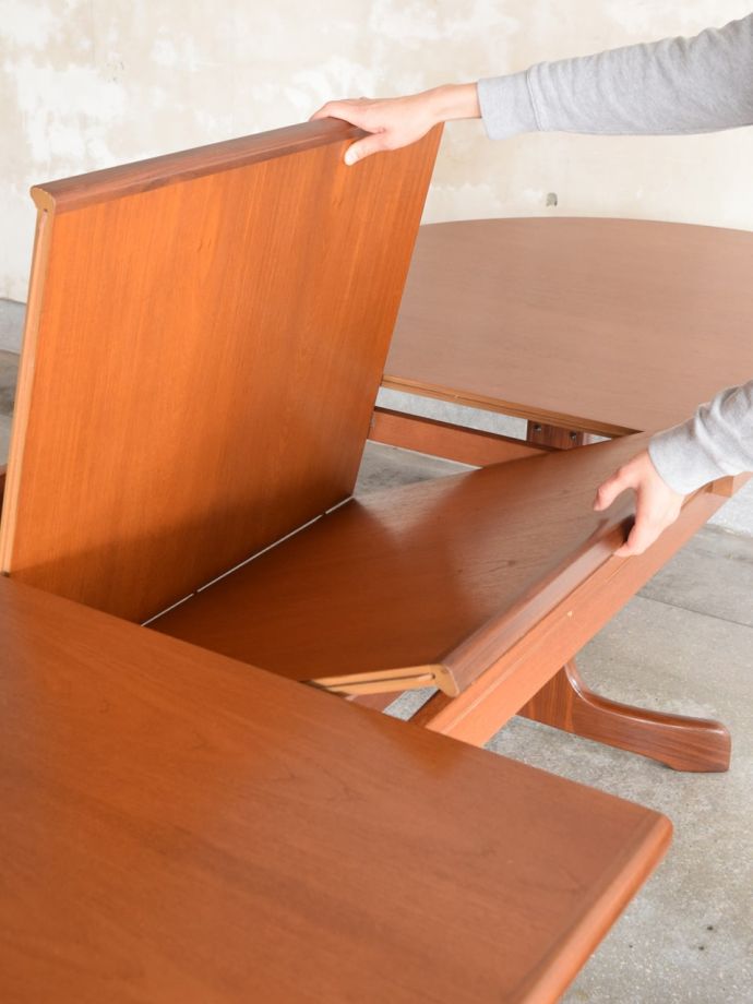 伸長式テーブルのサイズ変更方法