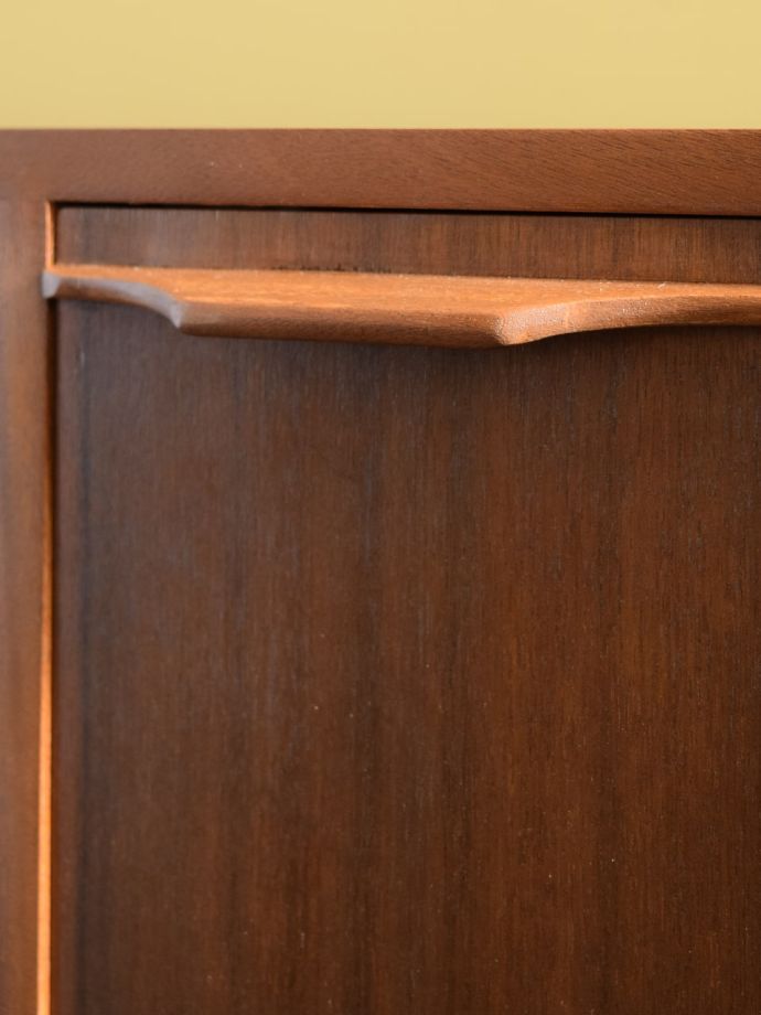 ビンテージキャビネットの取っ手