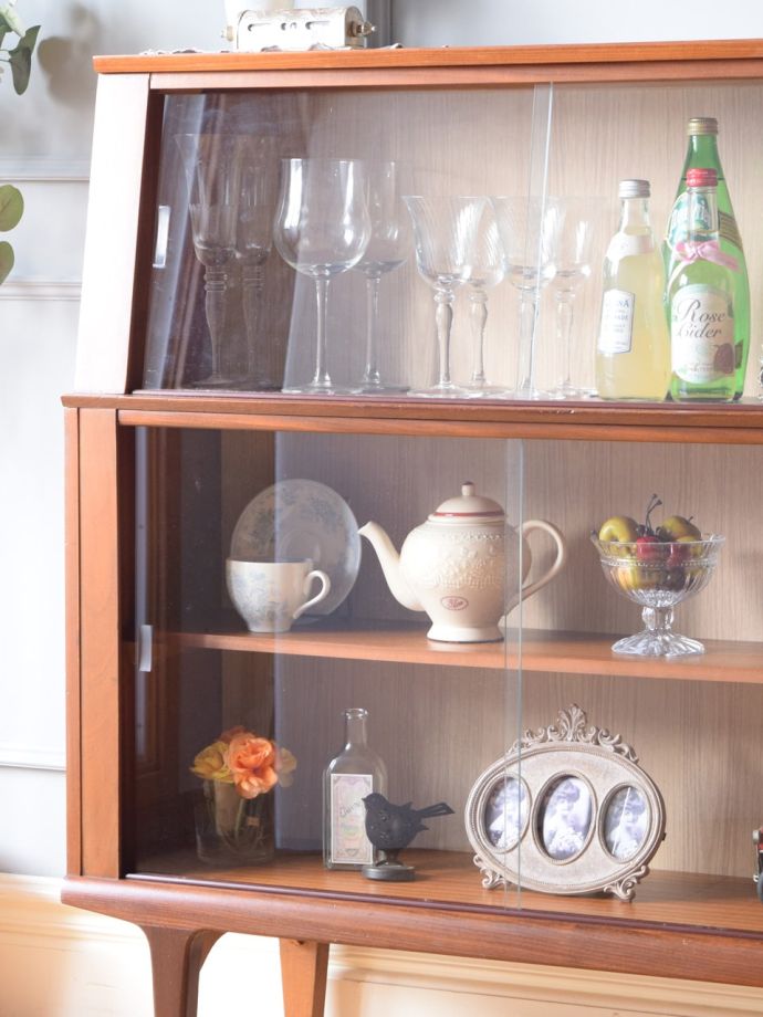 ビンテージキャビネットの扉