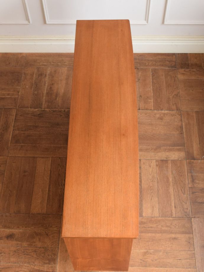 北欧キャビネットの天板