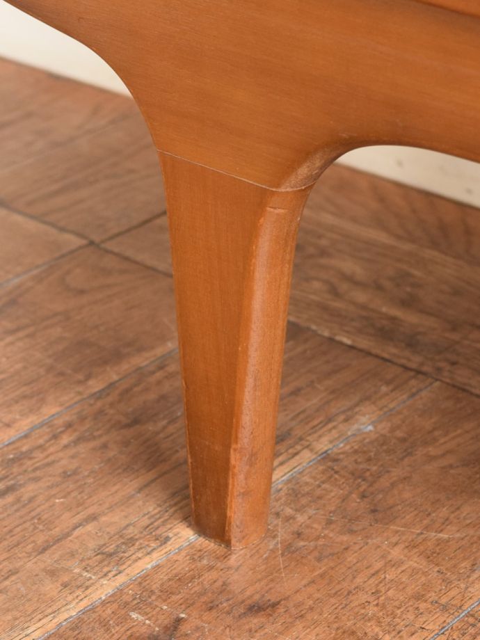 ビンテージ家具の脚