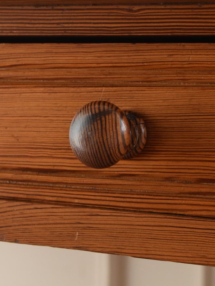 アンティーク家具の取っ手