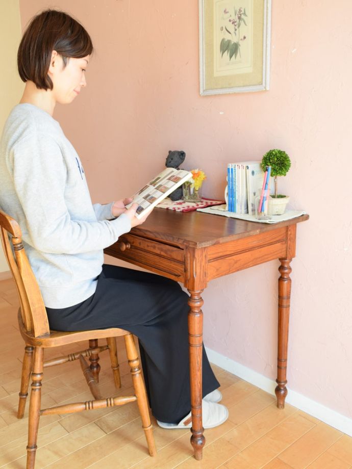 書斎机で楽しむ贅沢な時間