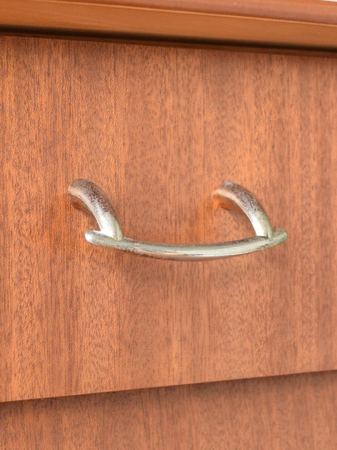 チェストのおしゃれな取っ手