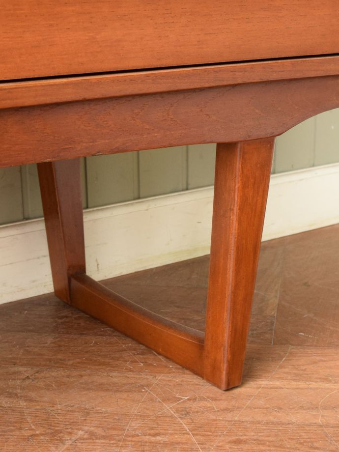 ビンテージ家具の脚