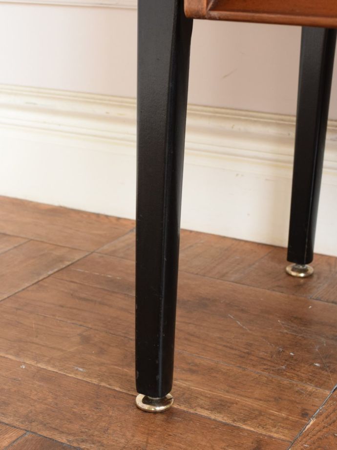 ビンテージ家具の脚