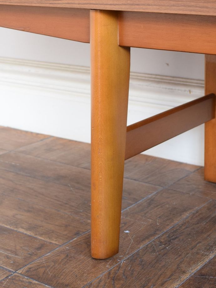 ビンテージ家具の脚