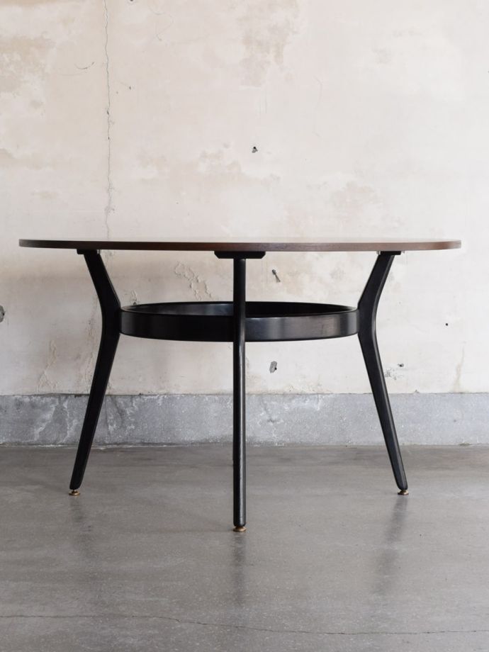 G-PLANのテーブルの反対側