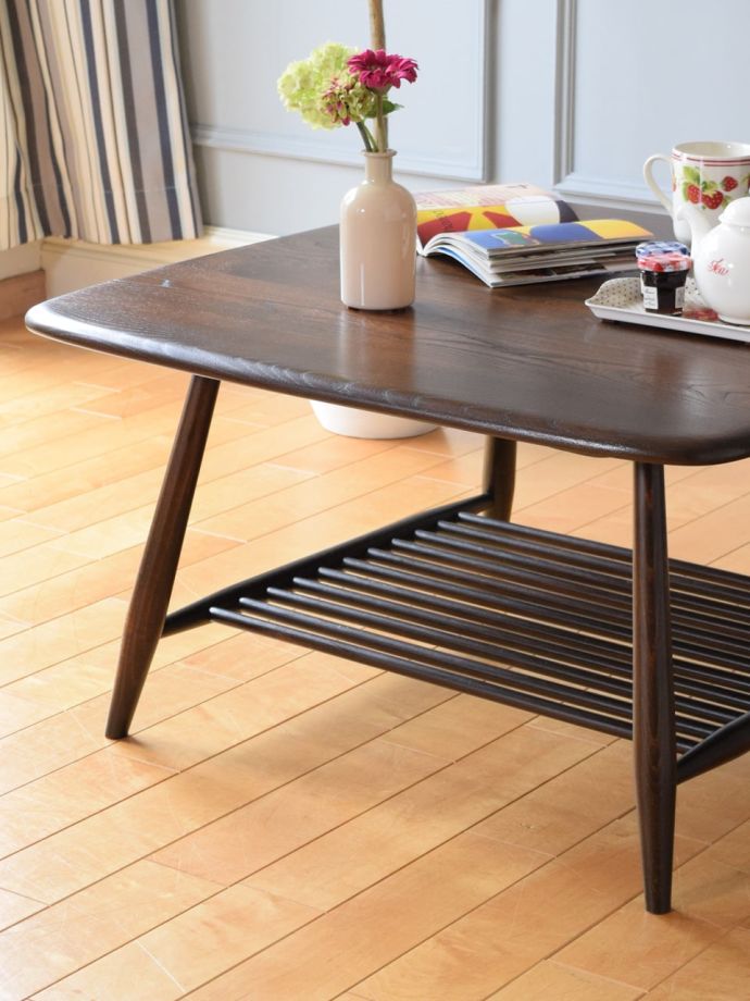 アーコール社のビンテージ家具