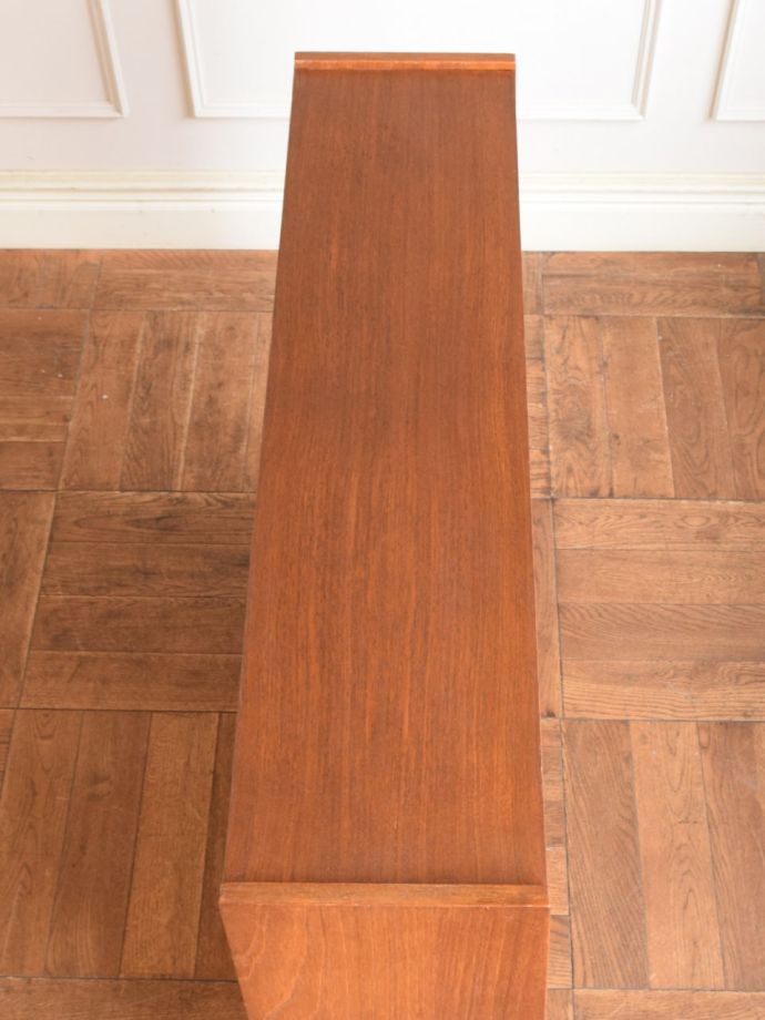 北欧キャビネットの天板